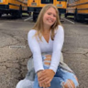 Meet your Posher, Marissa